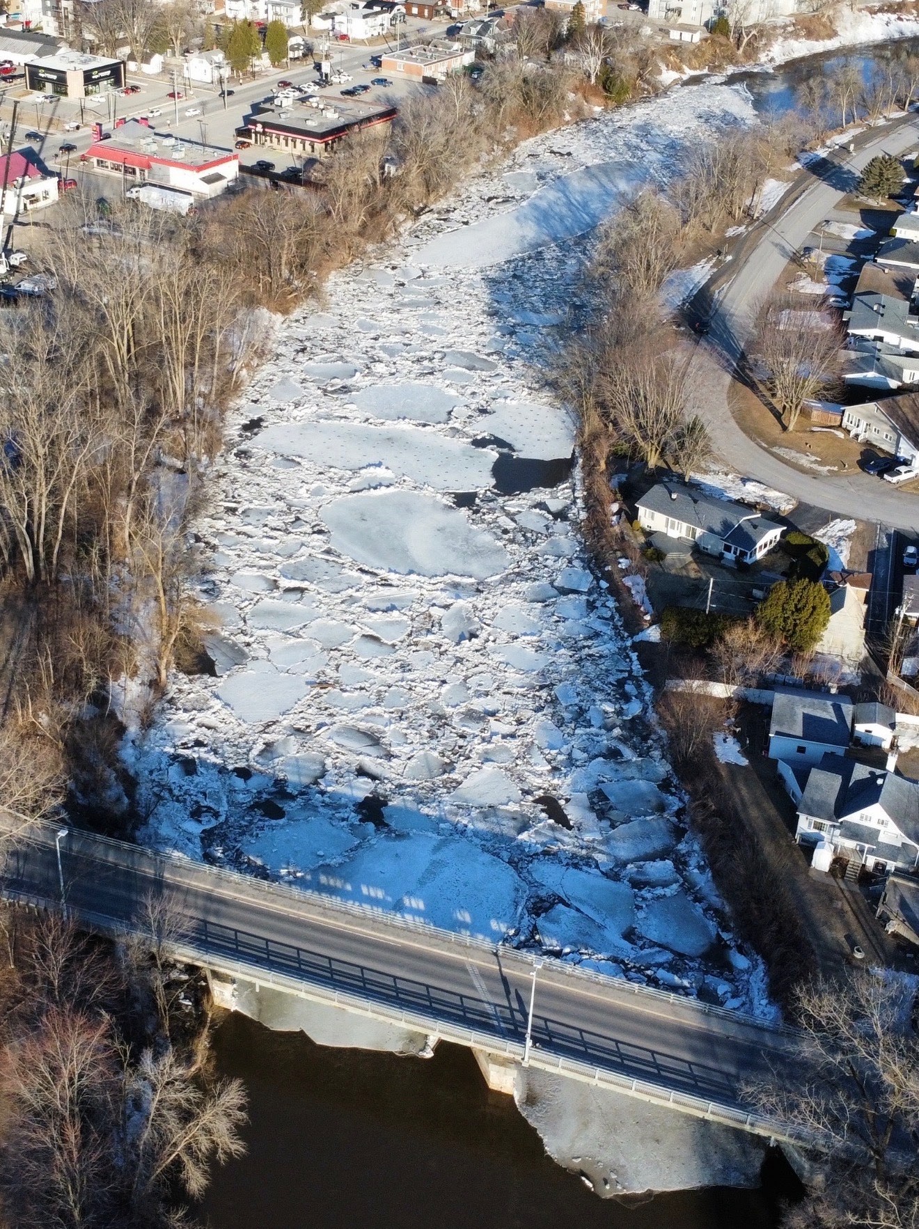 Fermeture temporaire du pont Papineau pour une intervention sur la rivière L’Assomption
